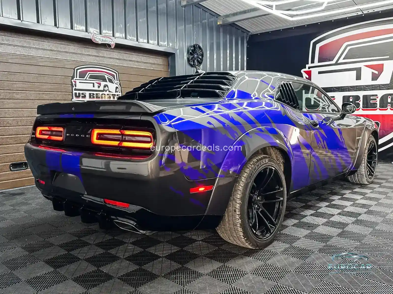 Dodge Challenger