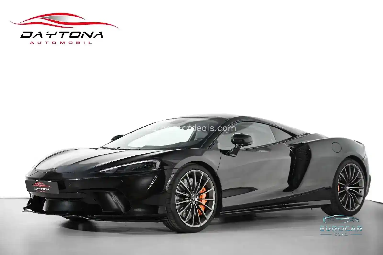 McLaren GT
