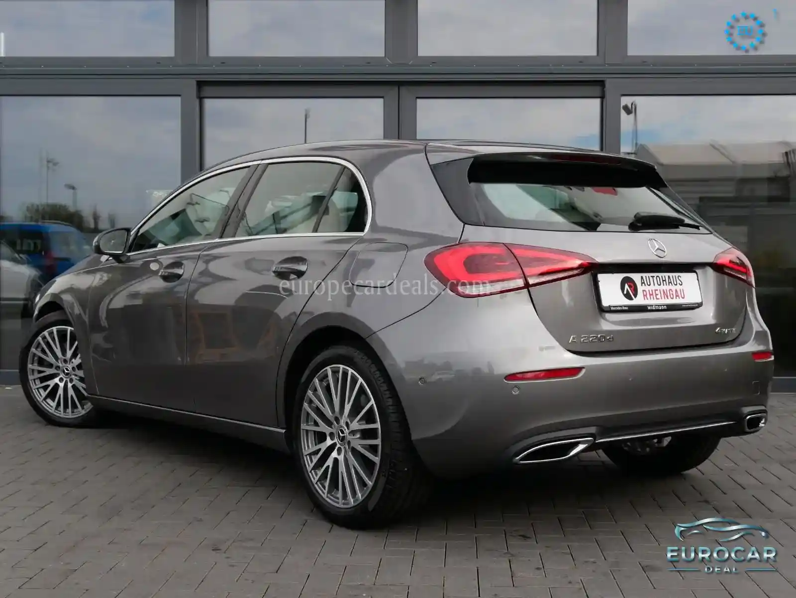 Mercedes-Benz A 220