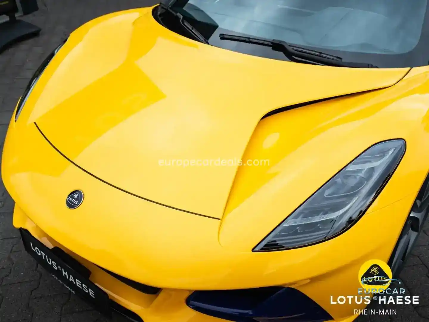 Lotus Emira