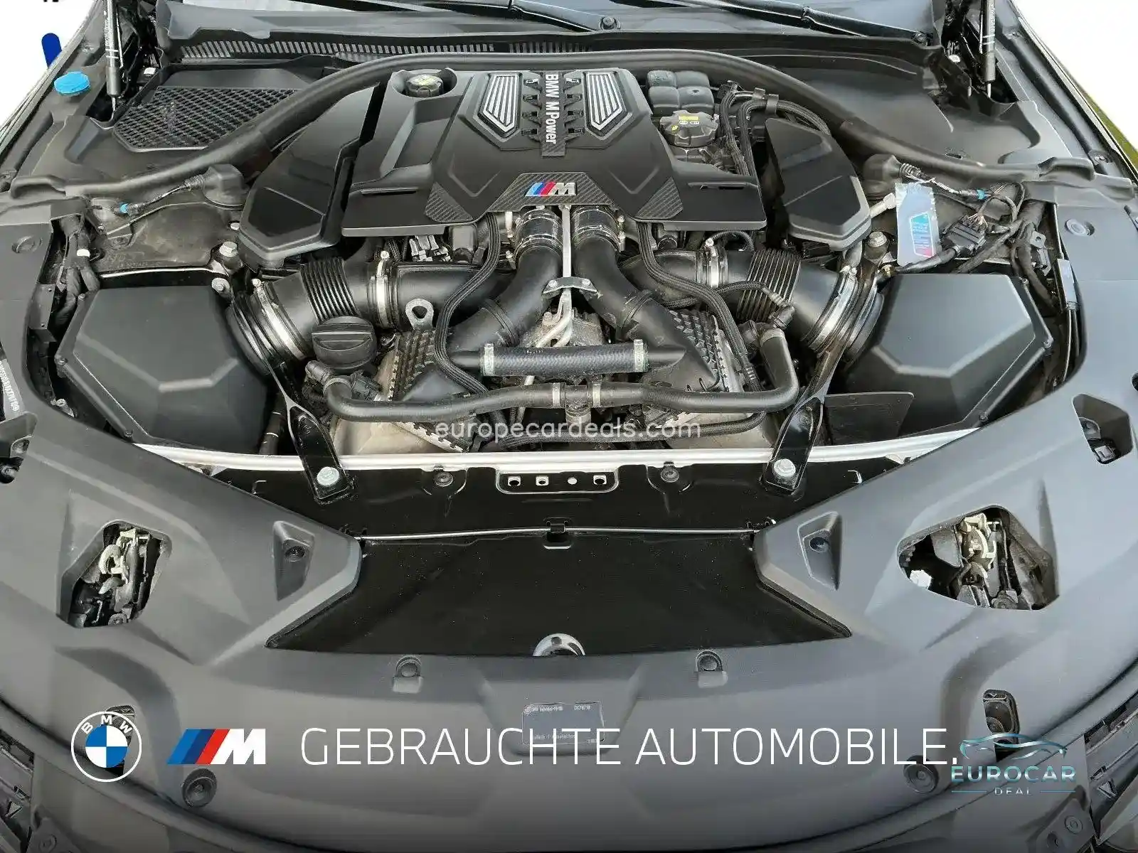 BMW M8