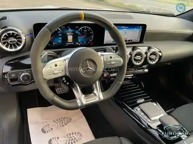 Mercedes-Benz A 45 AMG