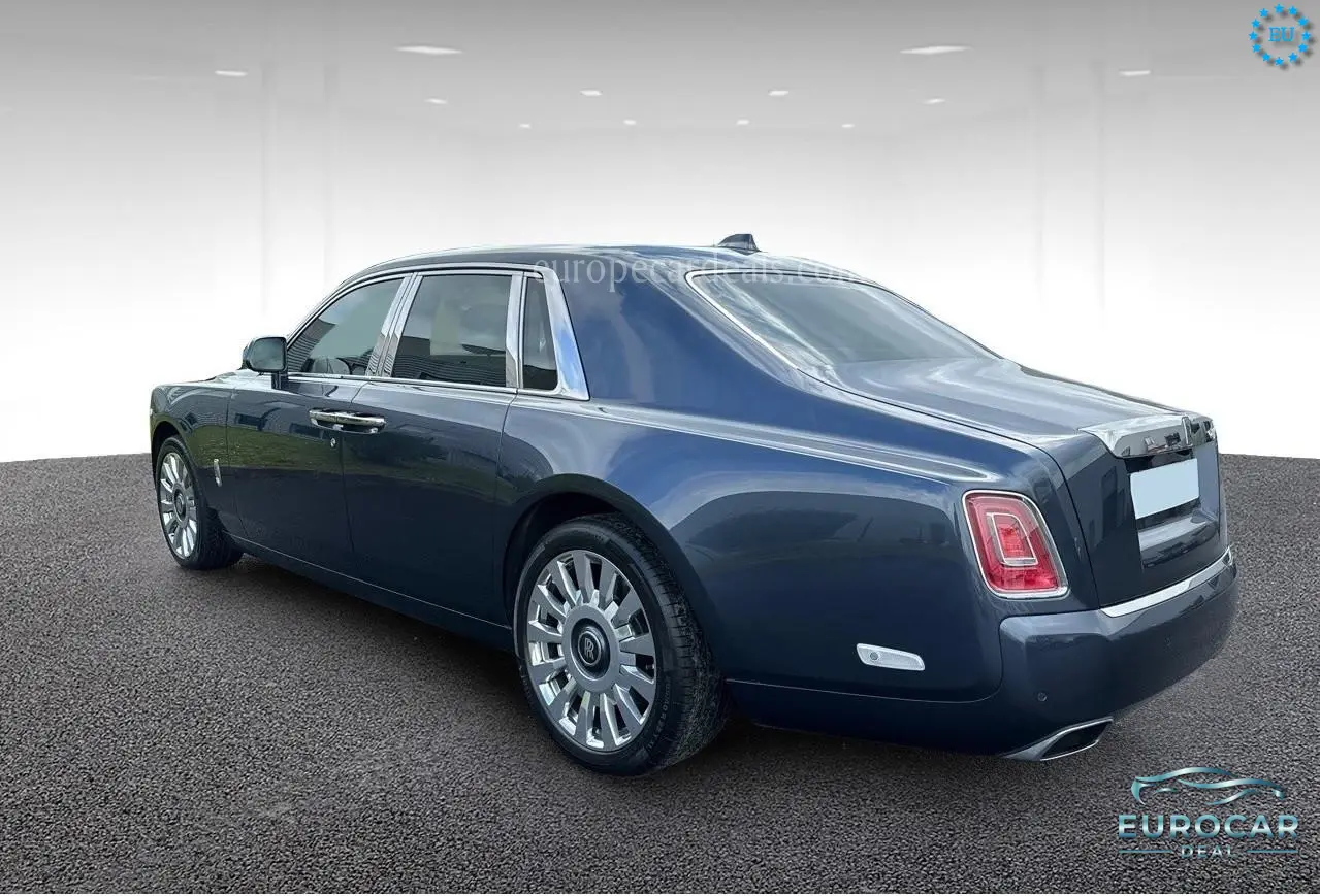 Rolls-Royce Phantom