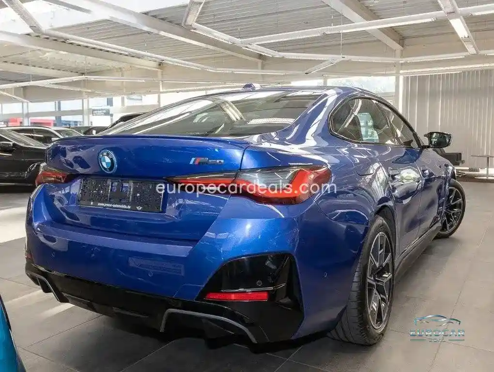 BMW i4
