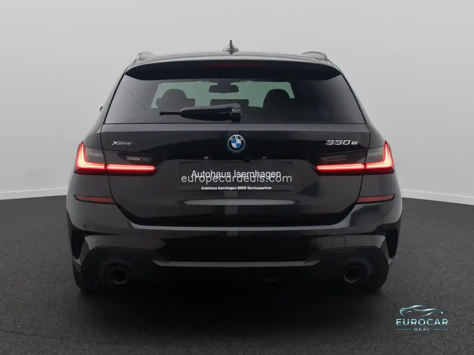 BMW 330