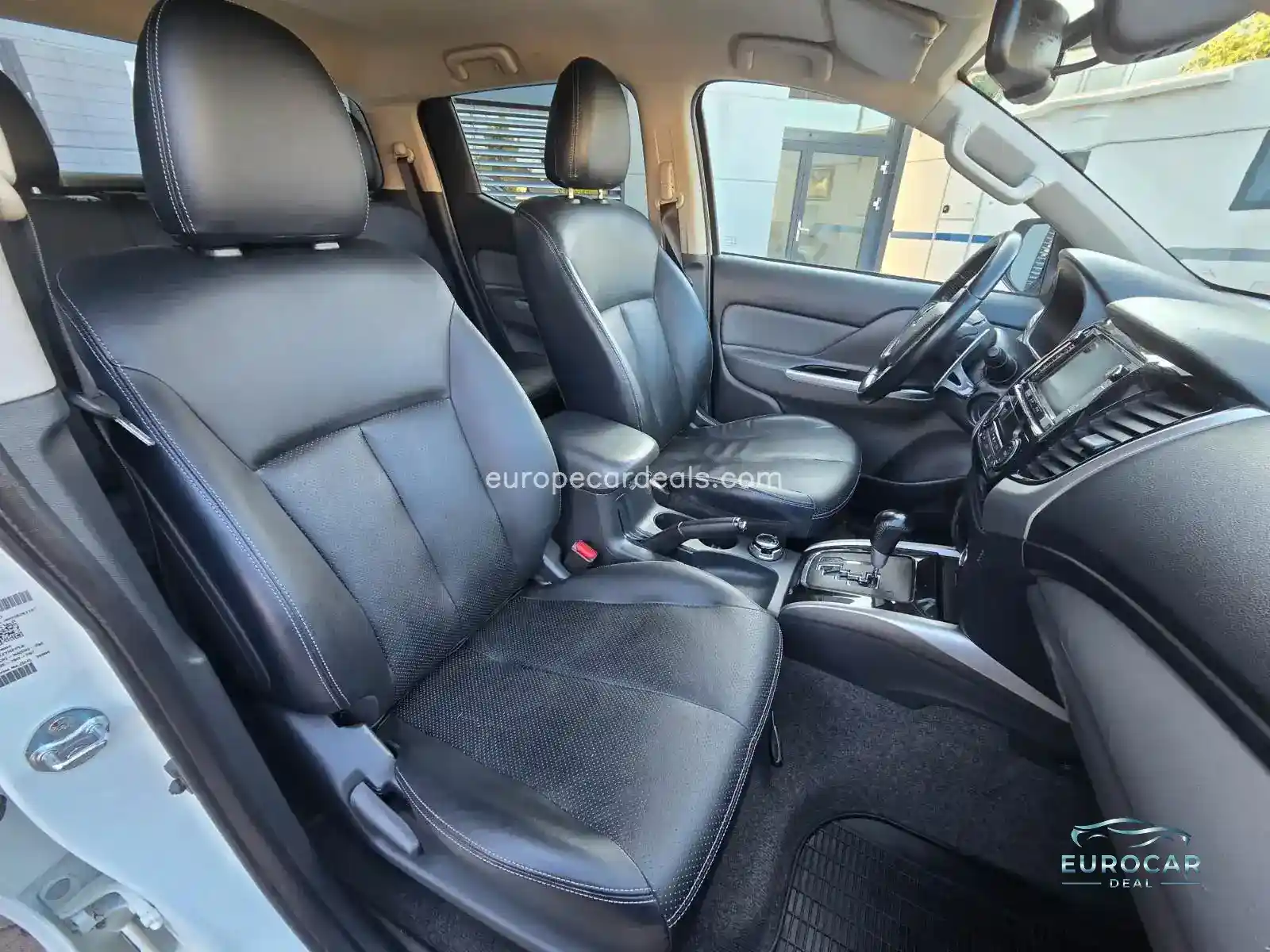 Mitsubishi L200