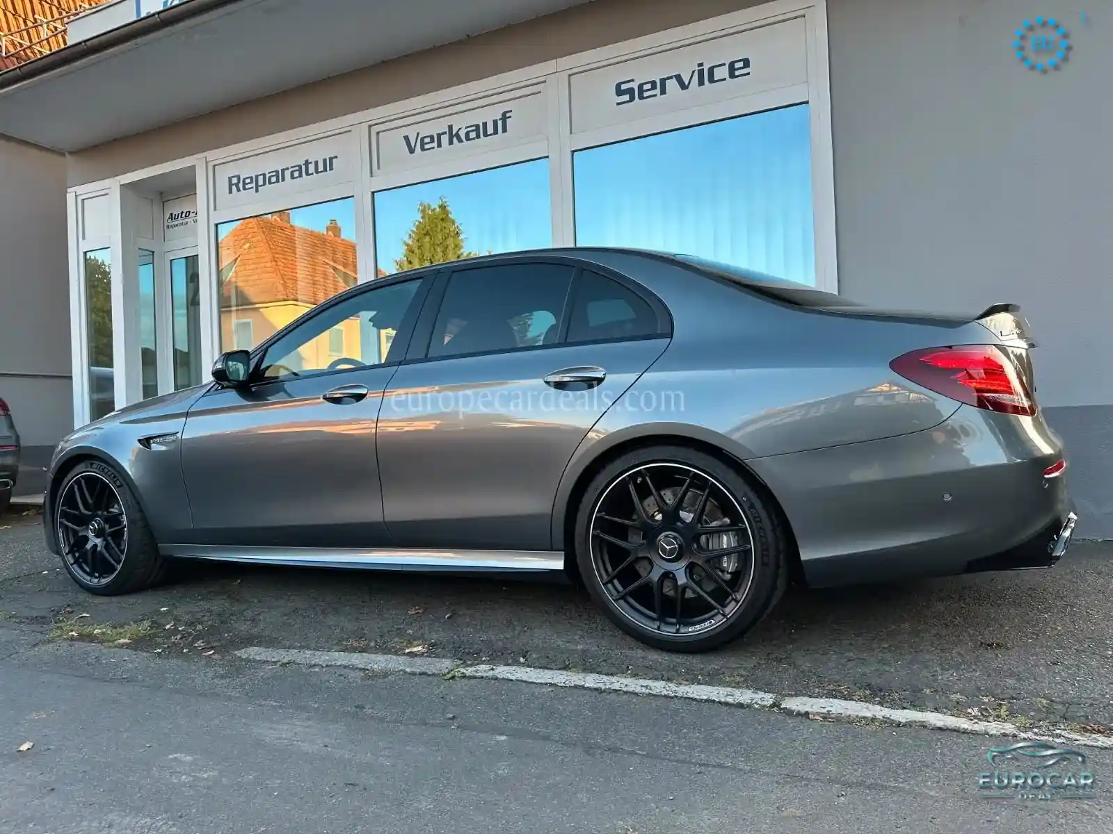 Mercedes-Benz E 63 AMG