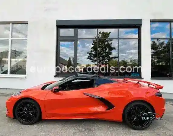 Corvette C8