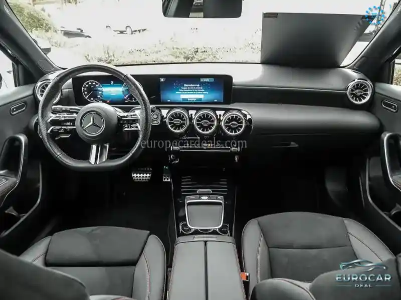Mercedes-Benz A 220