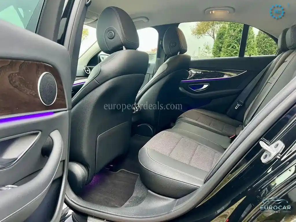Mercedes-Benz E 220