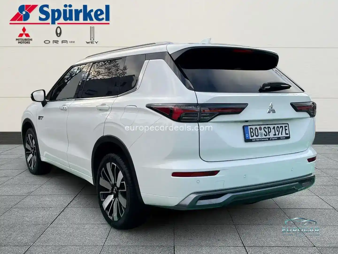 Mitsubishi Plug-in Hybrid Outlander