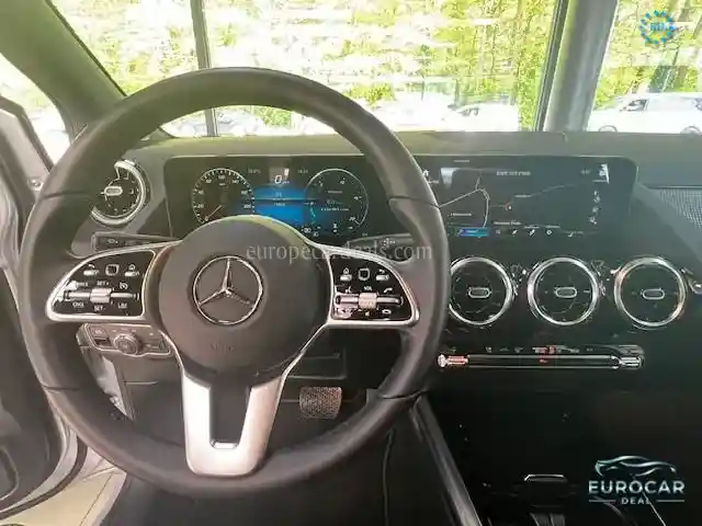 Mercedes-Benz B 250