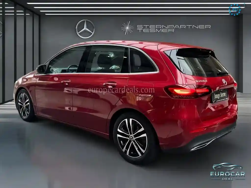 Mercedes-Benz B 200