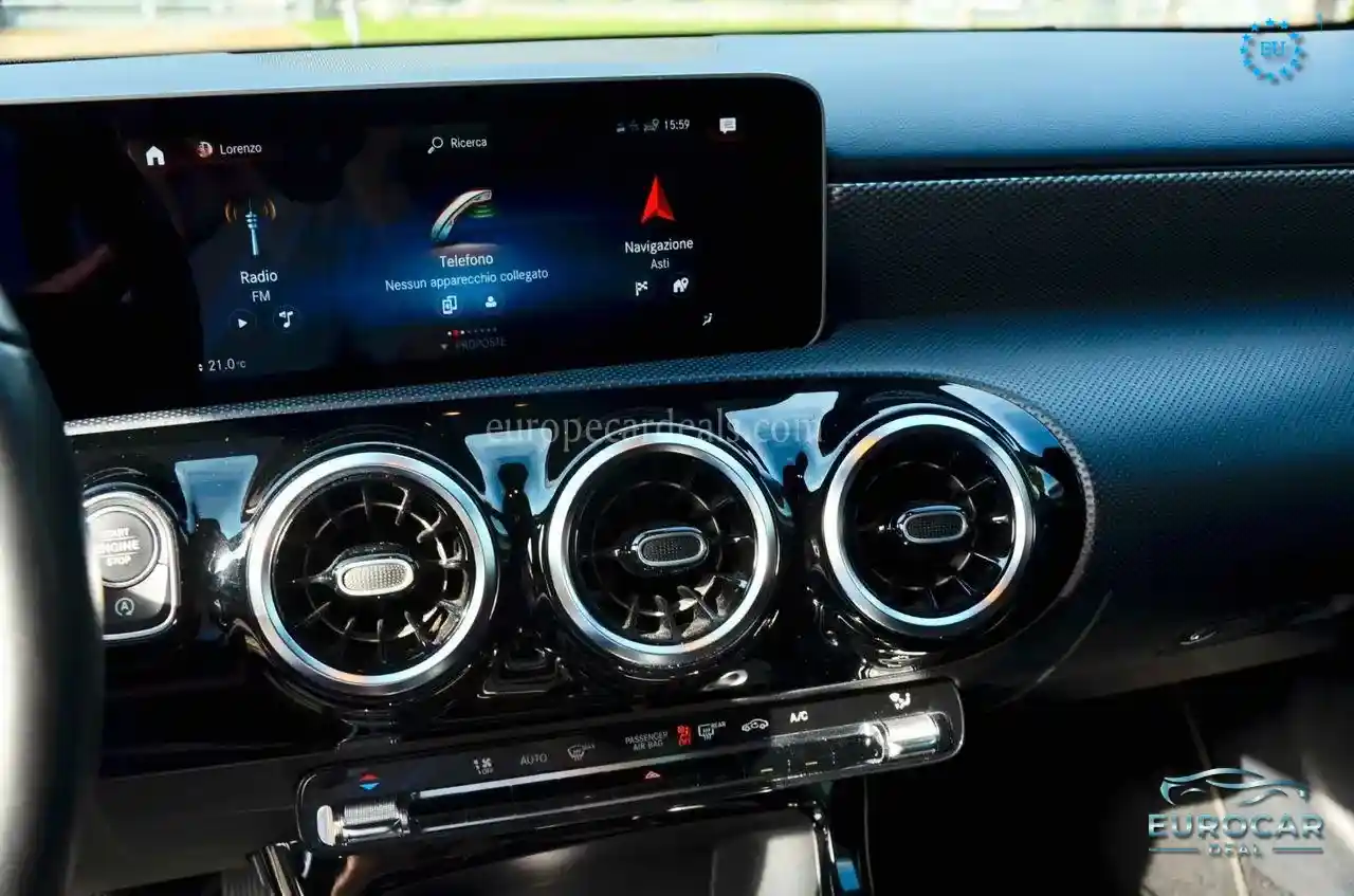 Mercedes-Benz A 180
