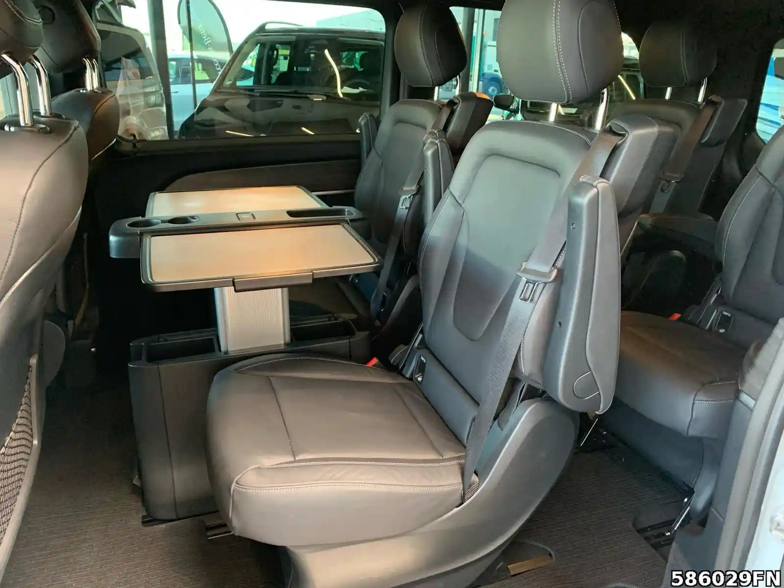 Mercedes-Benz V 250