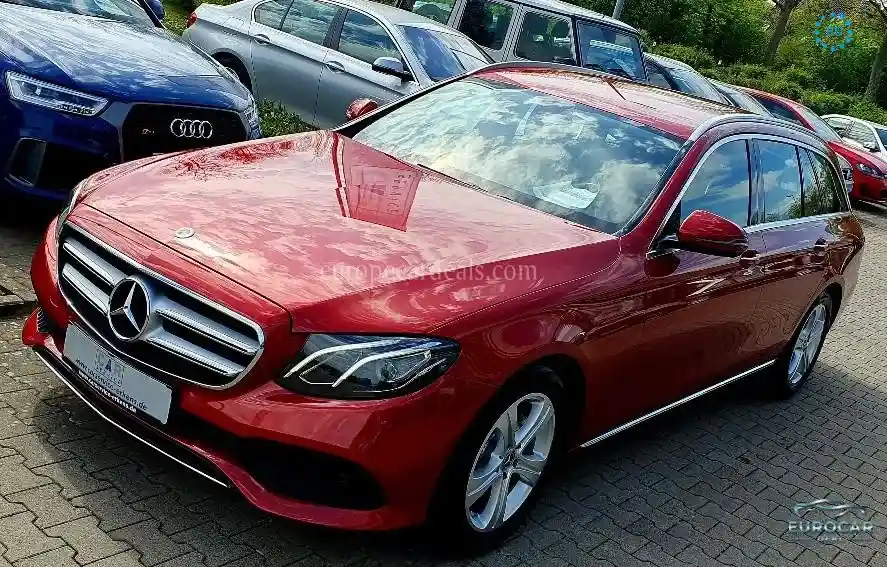 Mercedes-Benz E 200