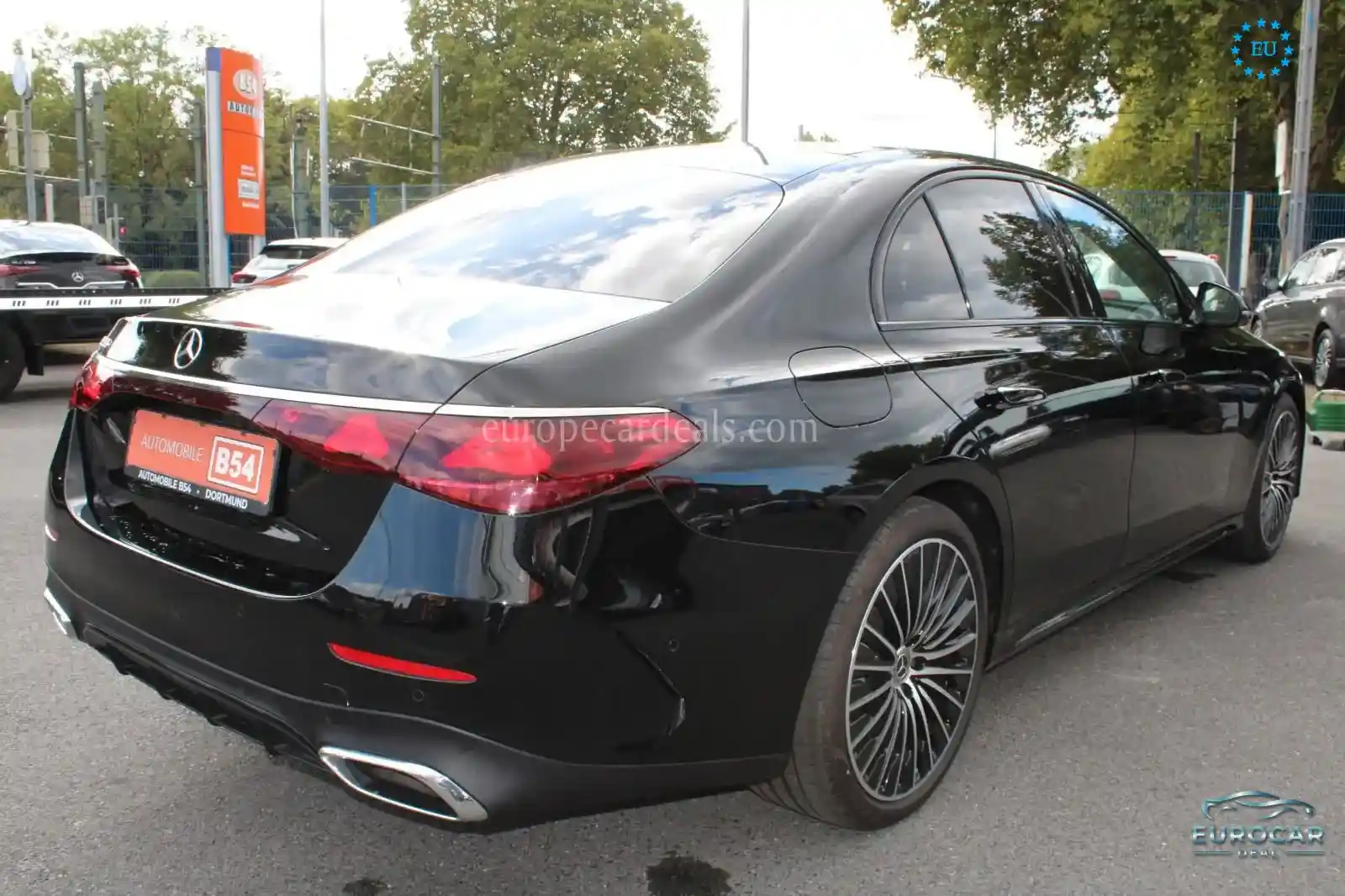 Mercedes-Benz E 200