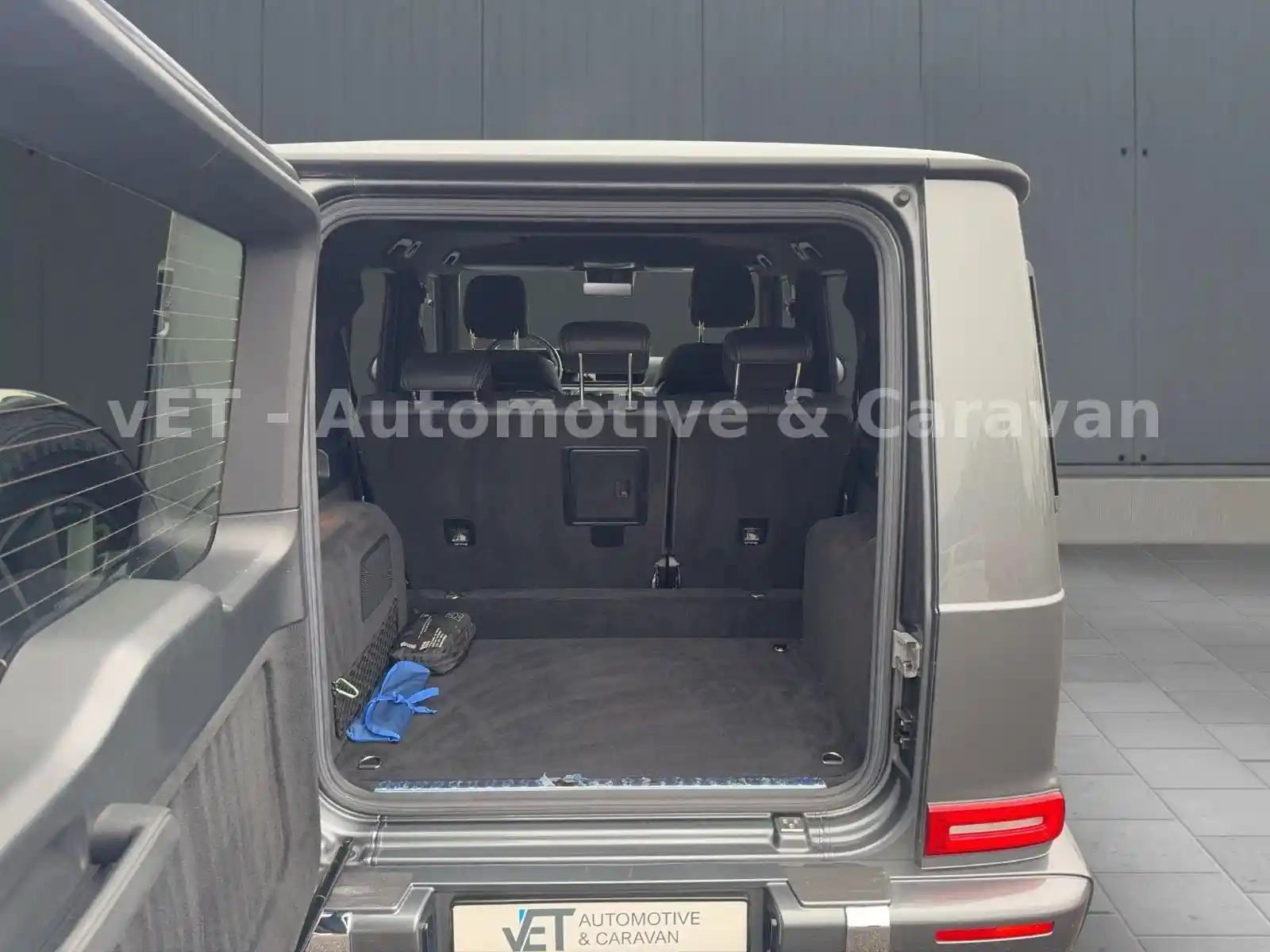 Mercedes-Benz G 500