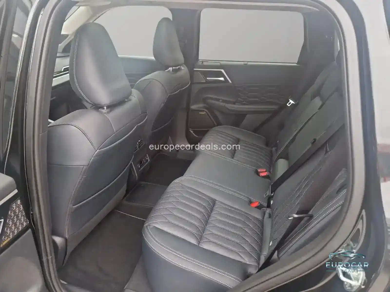 Mitsubishi Plug-in Hybrid Outlander