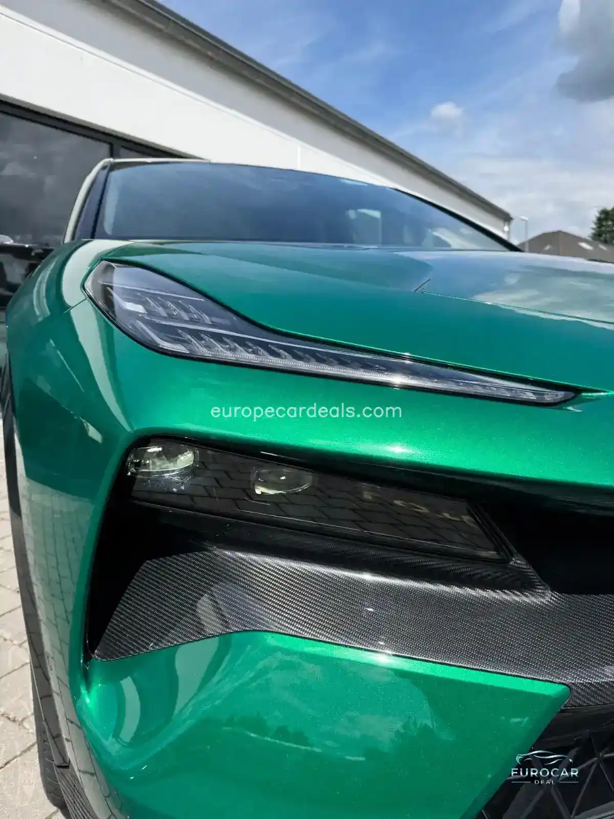 Lotus Eletre