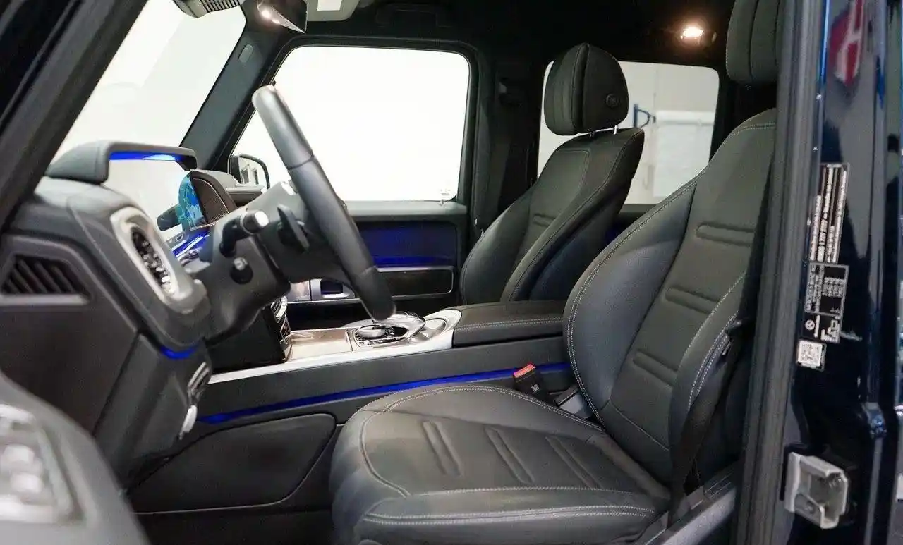 Mercedes-Benz G 500