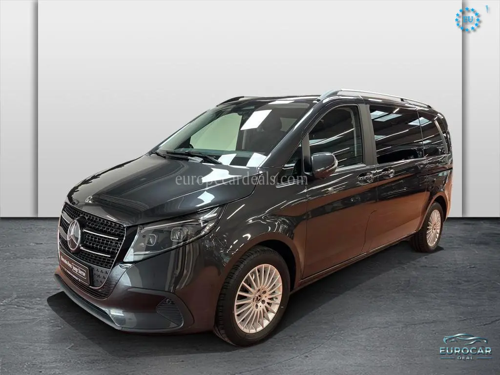 Mercedes-Benz V 220