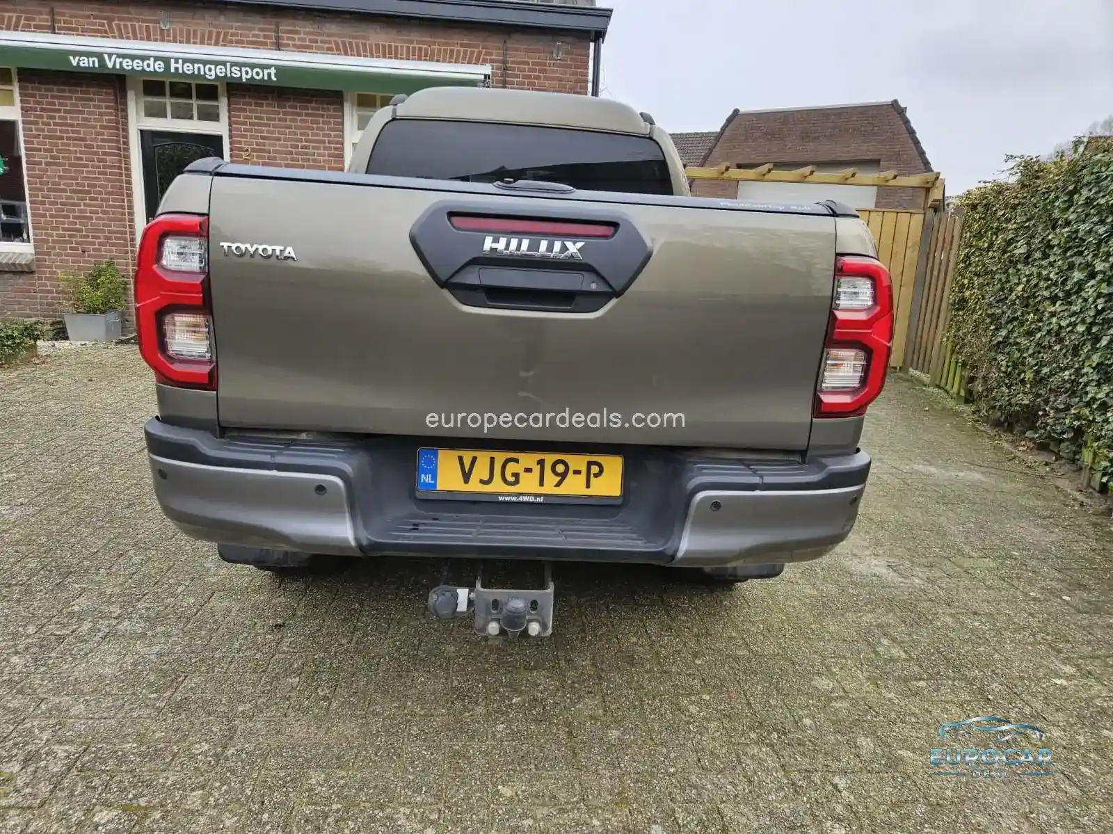 Toyota Hilux