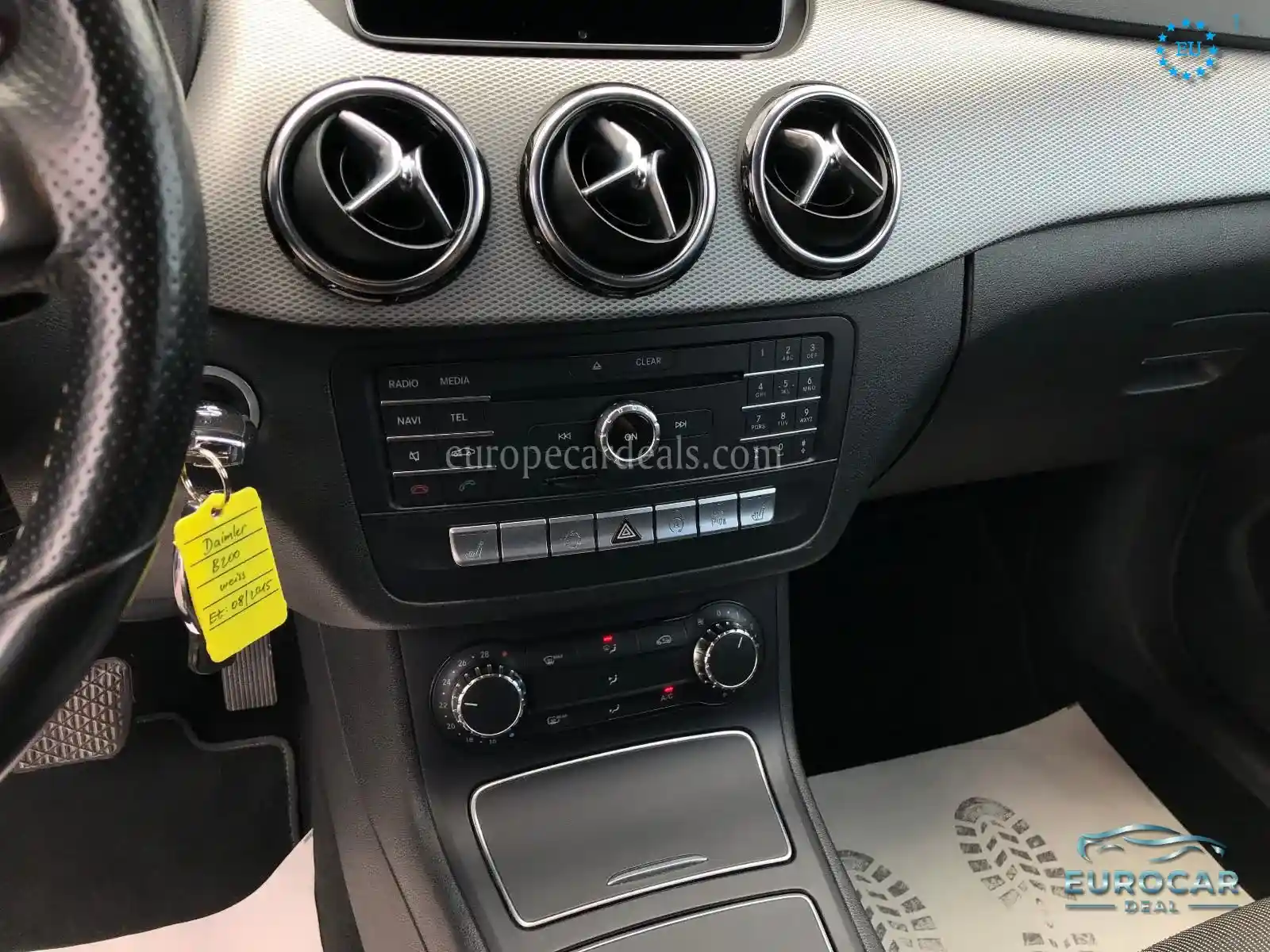 Mercedes-Benz B 200