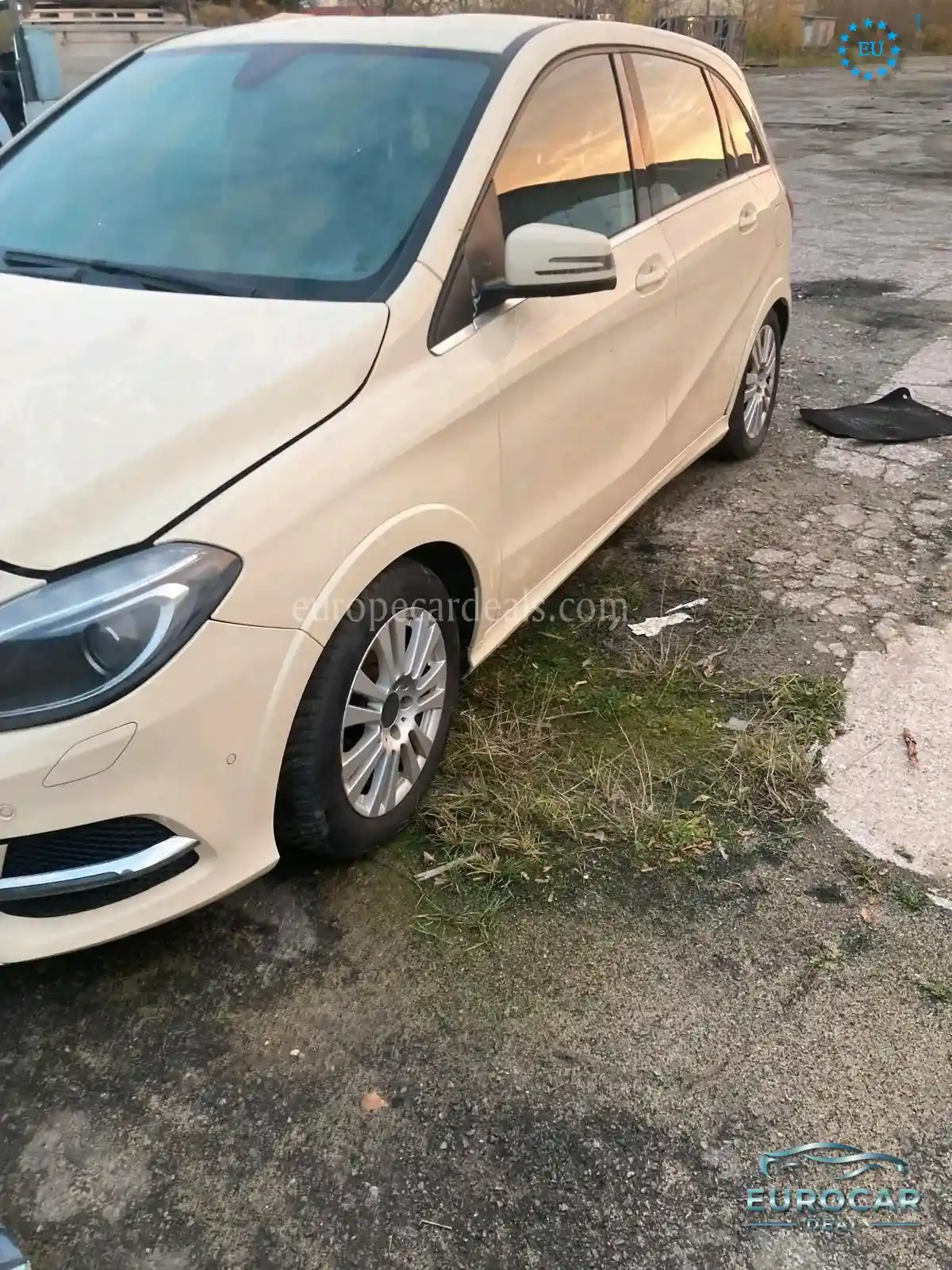 Mercedes-Benz B 200