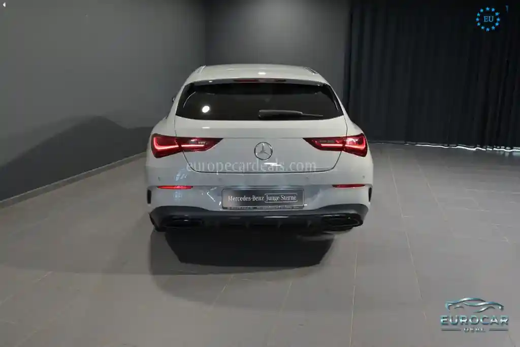 Mercedes-Benz CLA 180 Shooting Brake