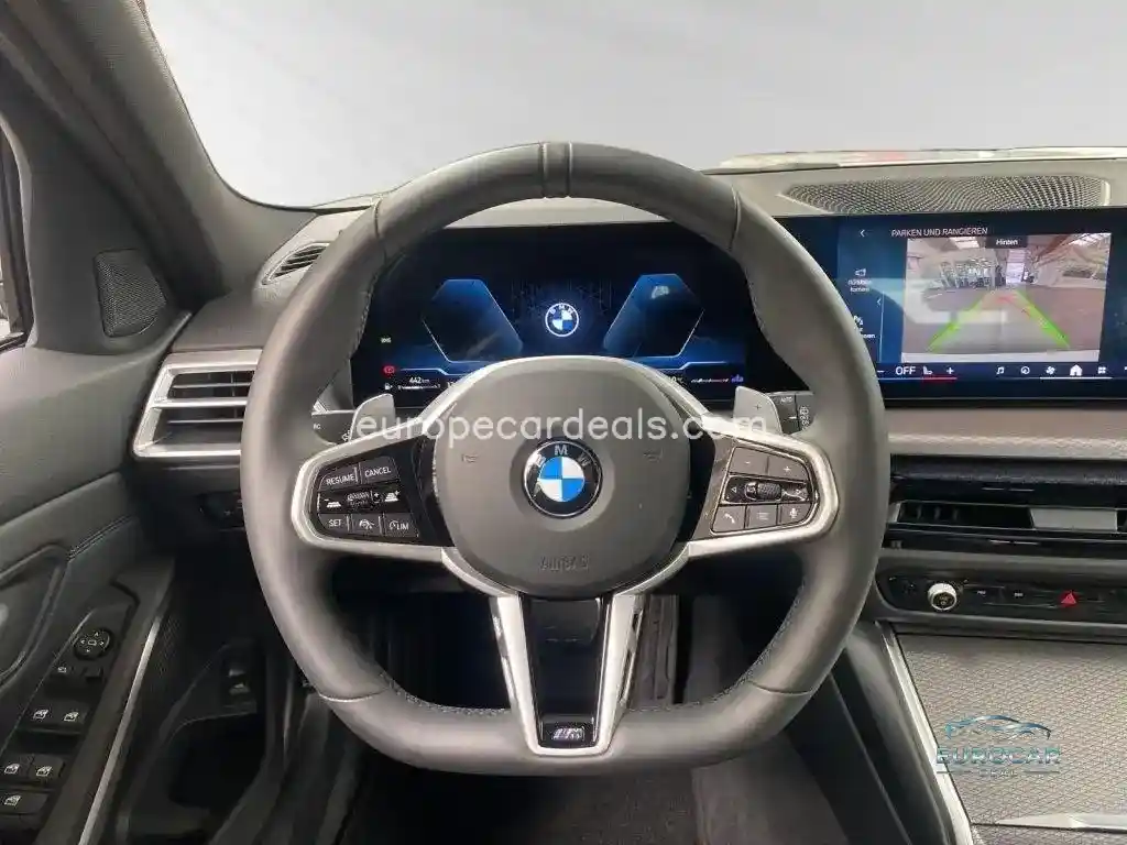 BMW 330