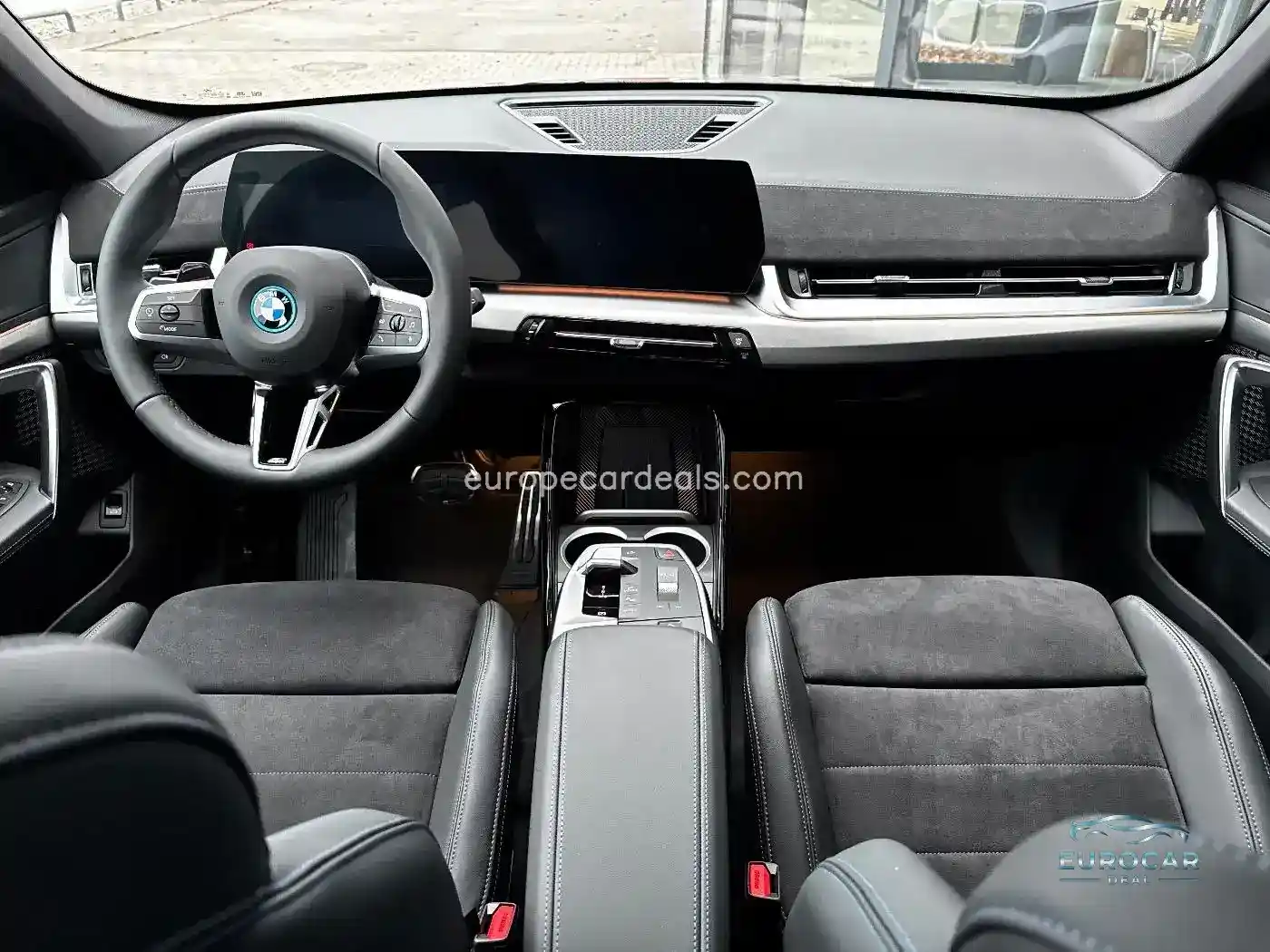BMW iX1