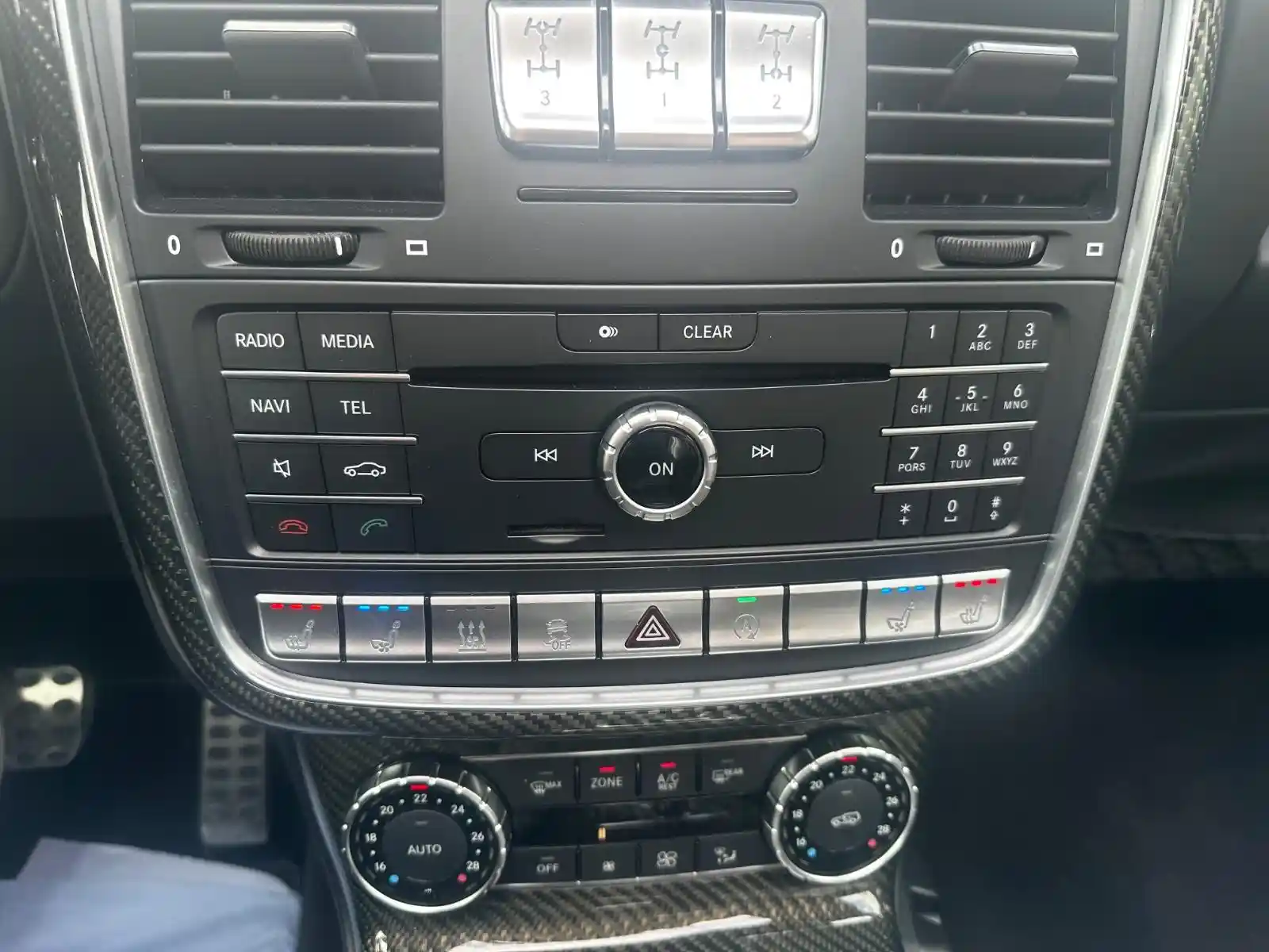 Mercedes-Benz G 500