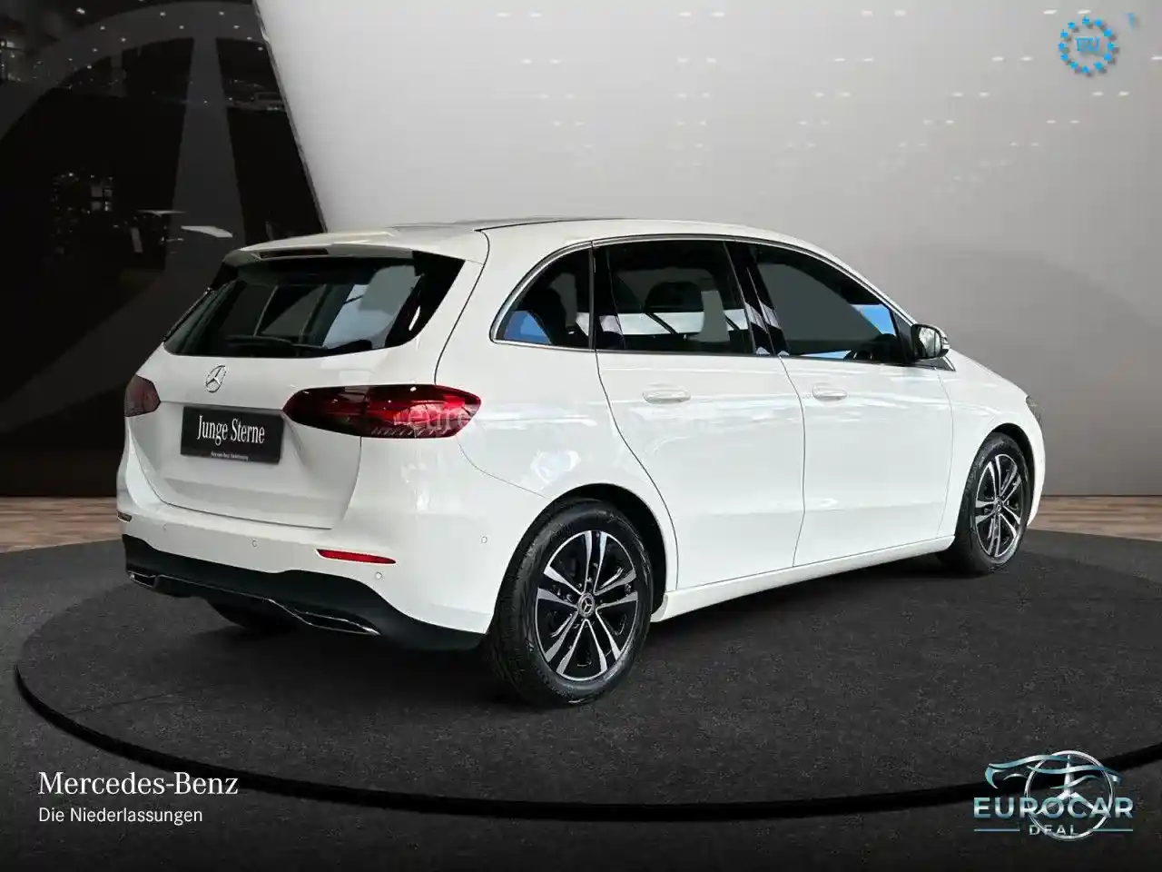Mercedes-Benz B 200