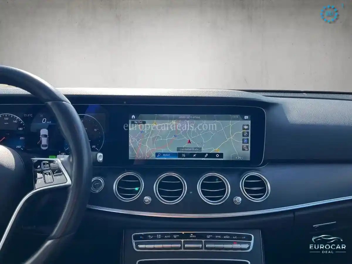 Mercedes-Benz E 200