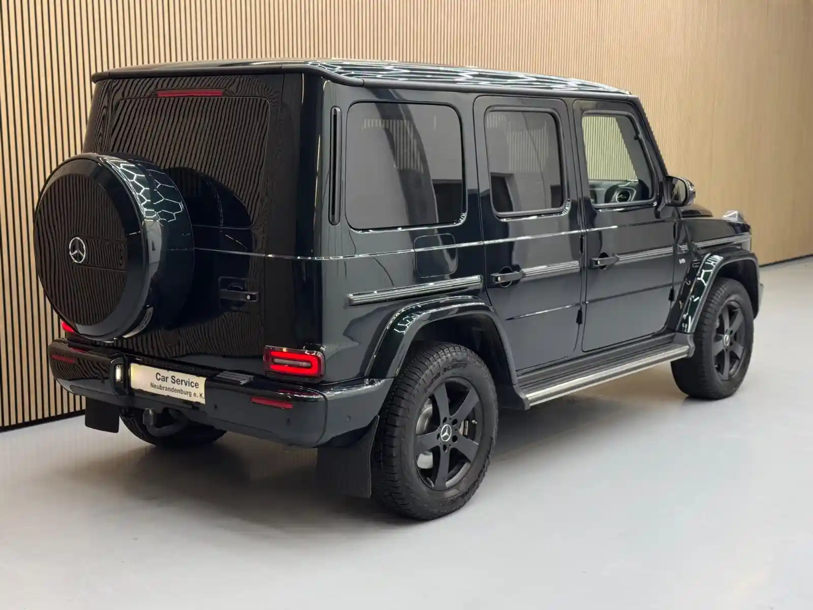 Mercedes-Benz G 500