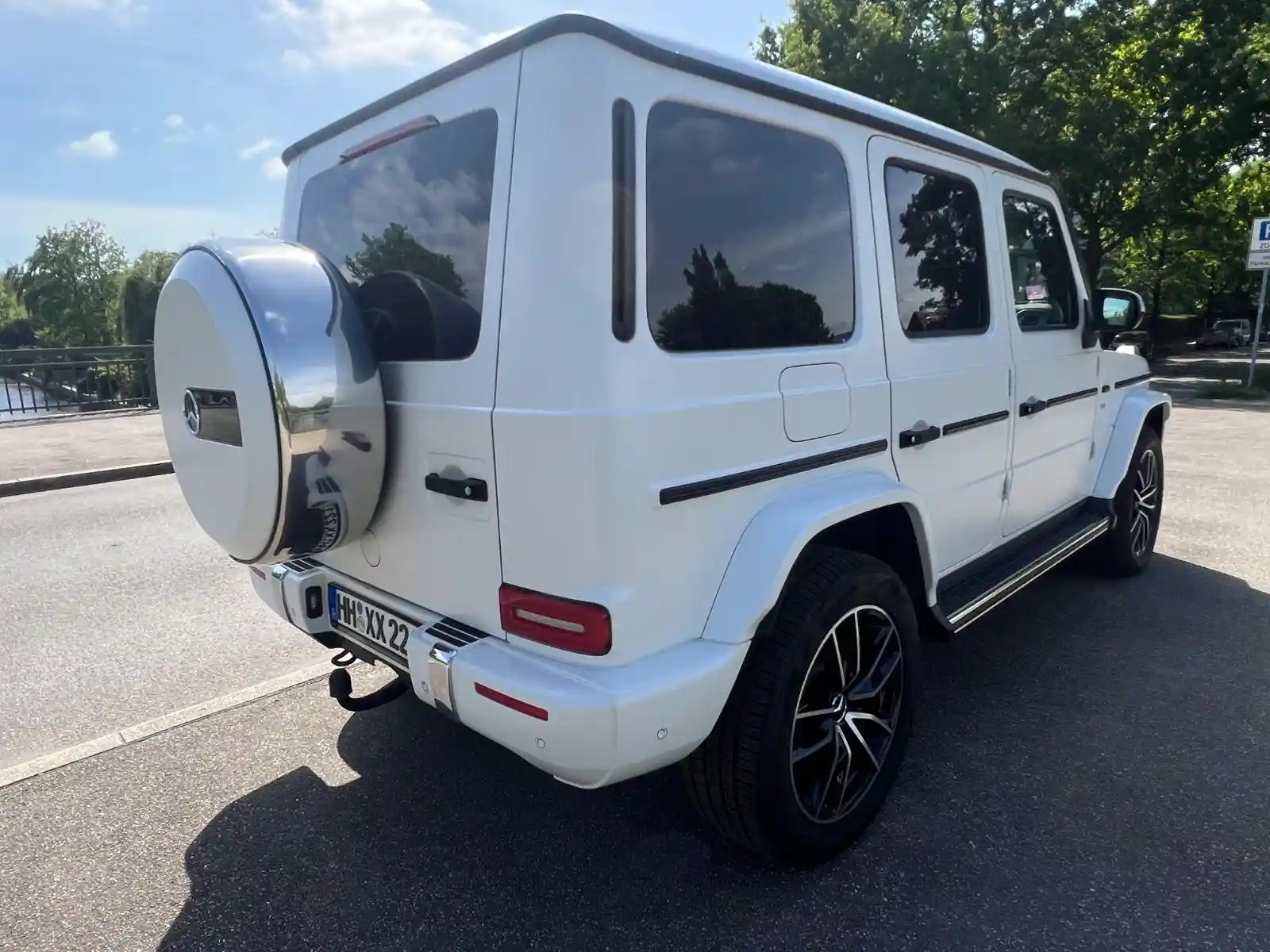 Mercedes-Benz G 500