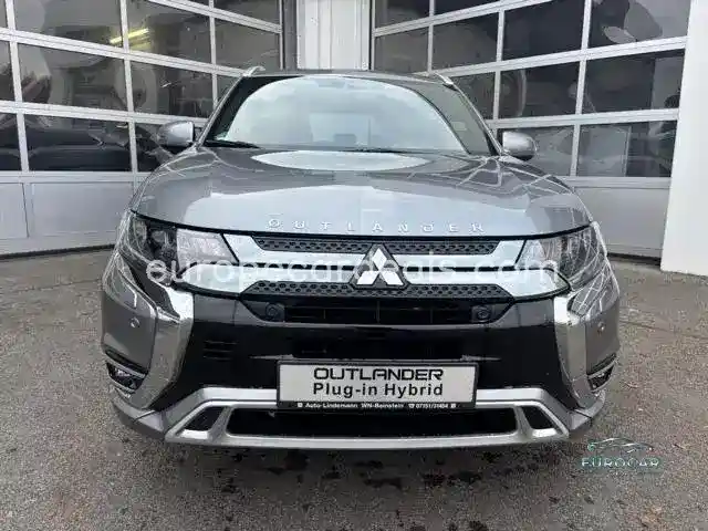 Mitsubishi Plug-in Hybrid Outlander