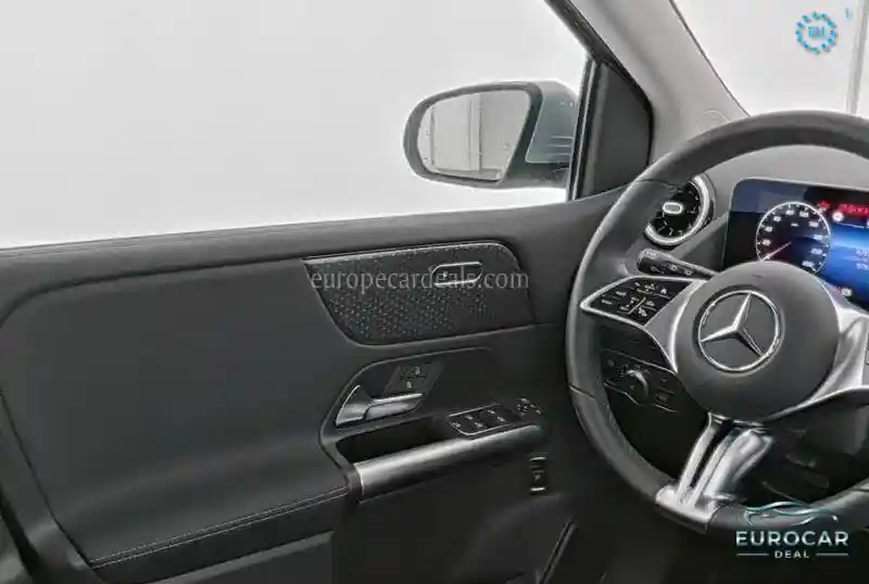 Mercedes-Benz B 250