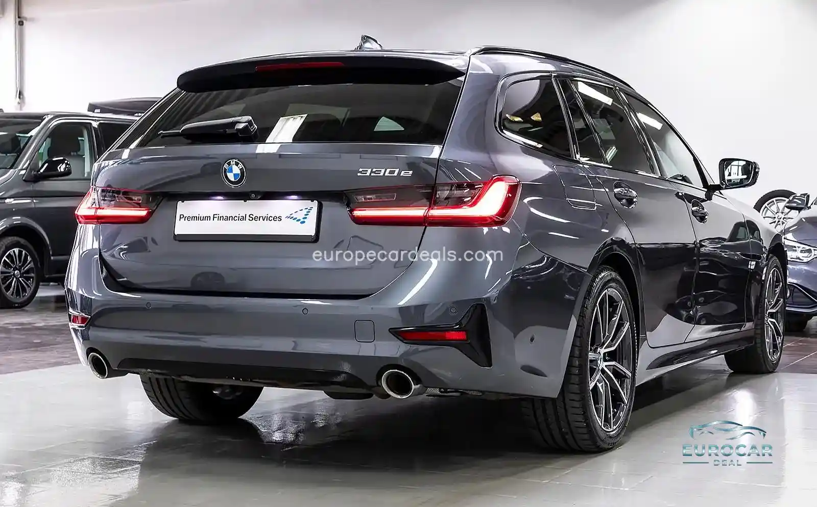 BMW 330