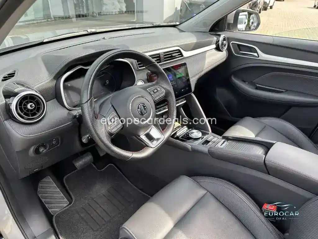 MG ZS