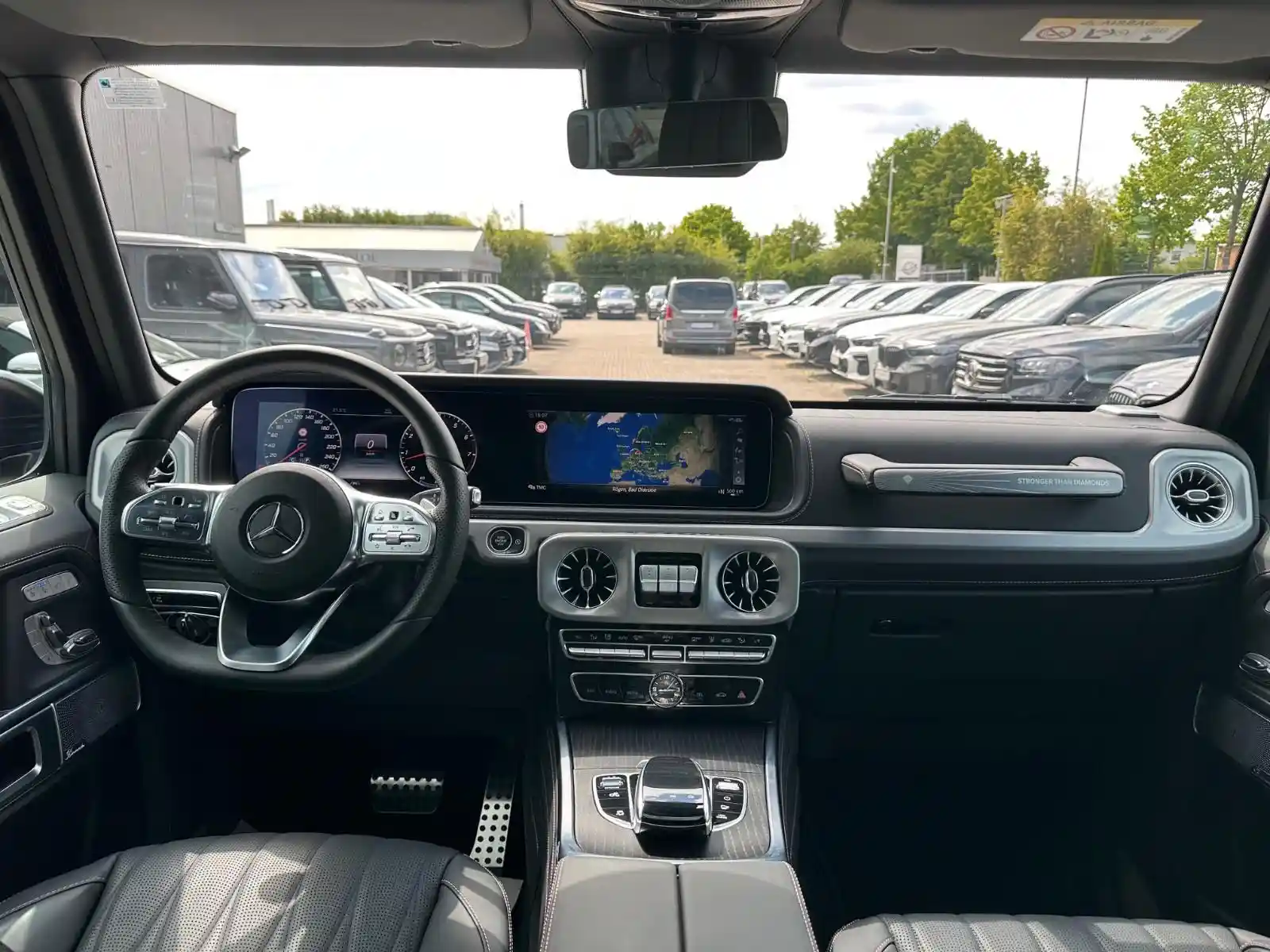 Mercedes-Benz G 500