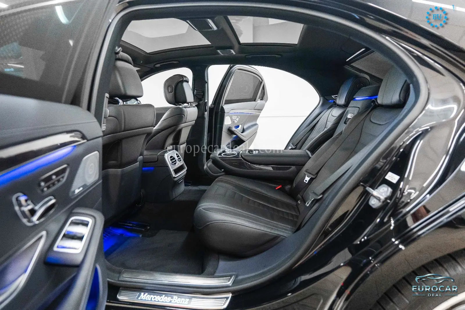 Mercedes-Benz S 560