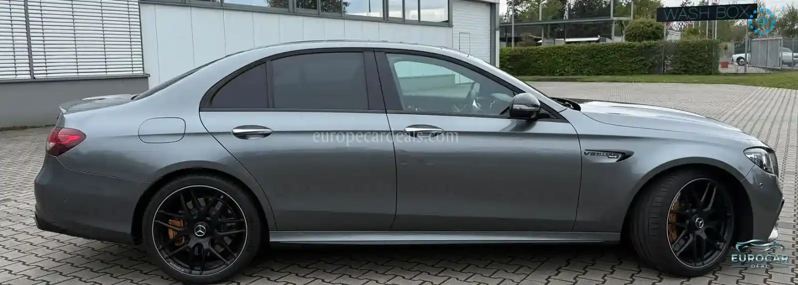 Mercedes-Benz E 63 AMG