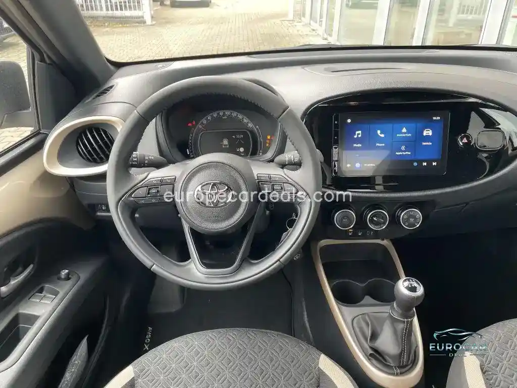 Toyota Aygo (X)