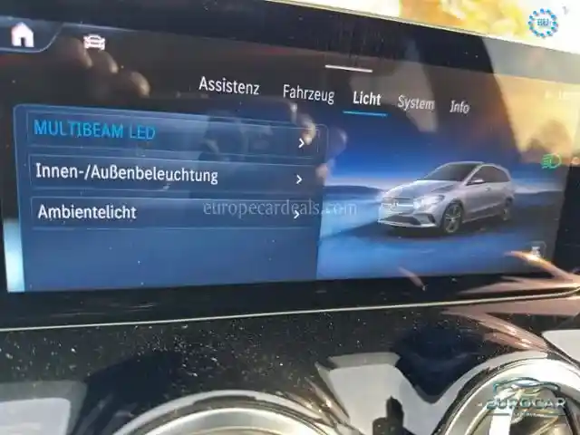 Mercedes-Benz B 220