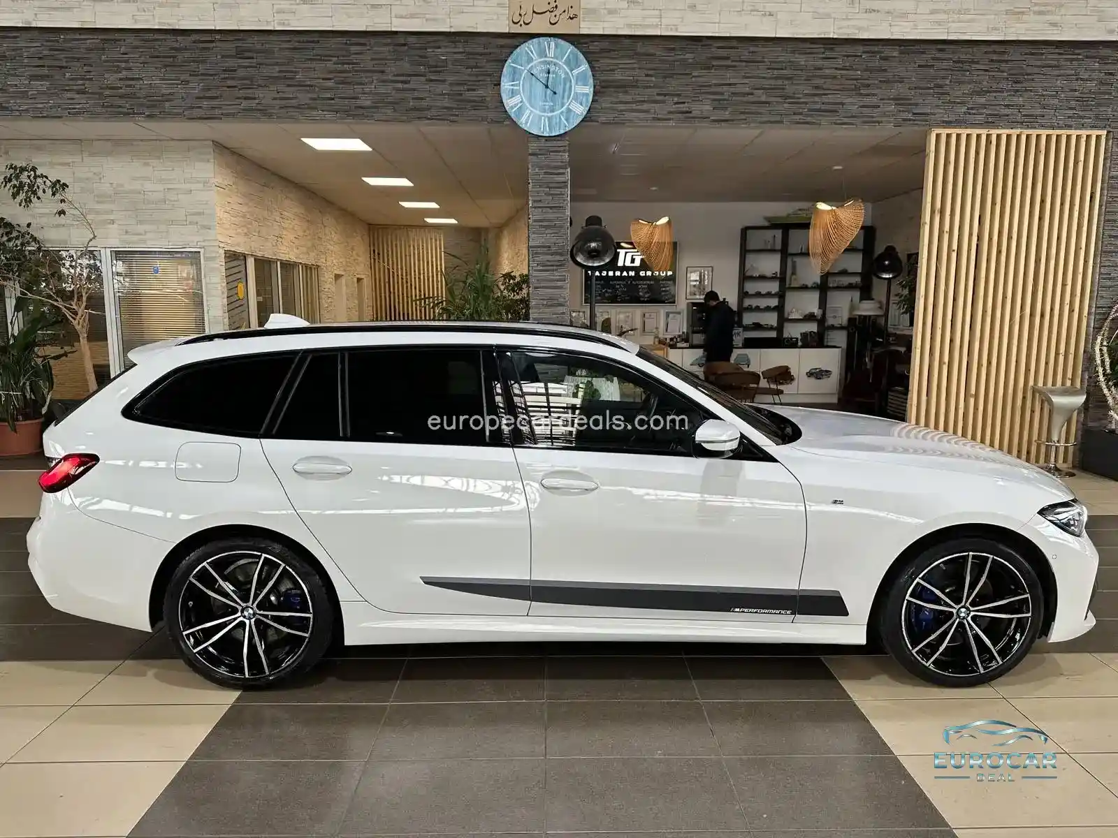 BMW 330