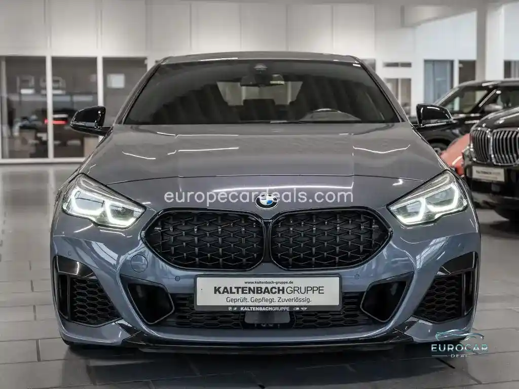BMW M235