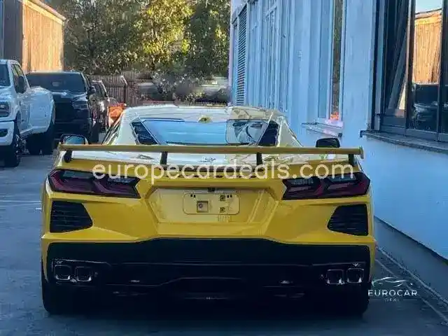 Corvette C8