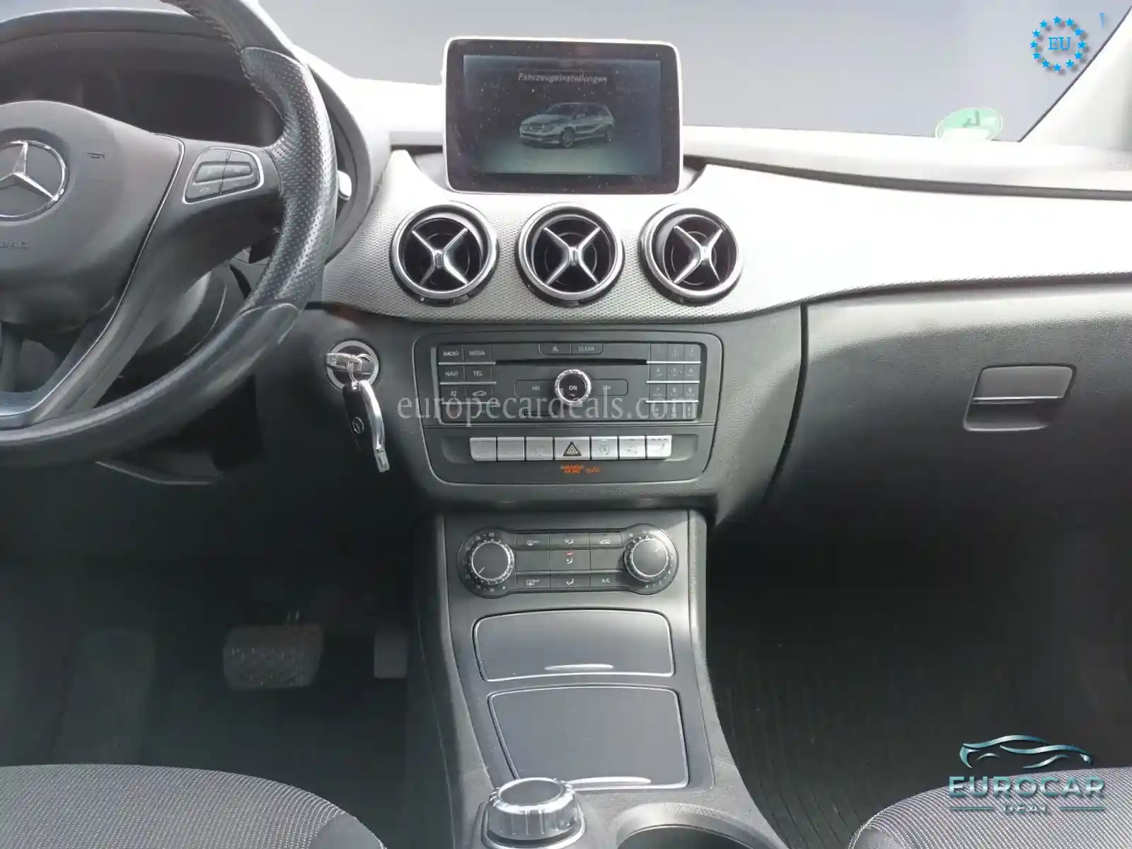 Mercedes-Benz B 180